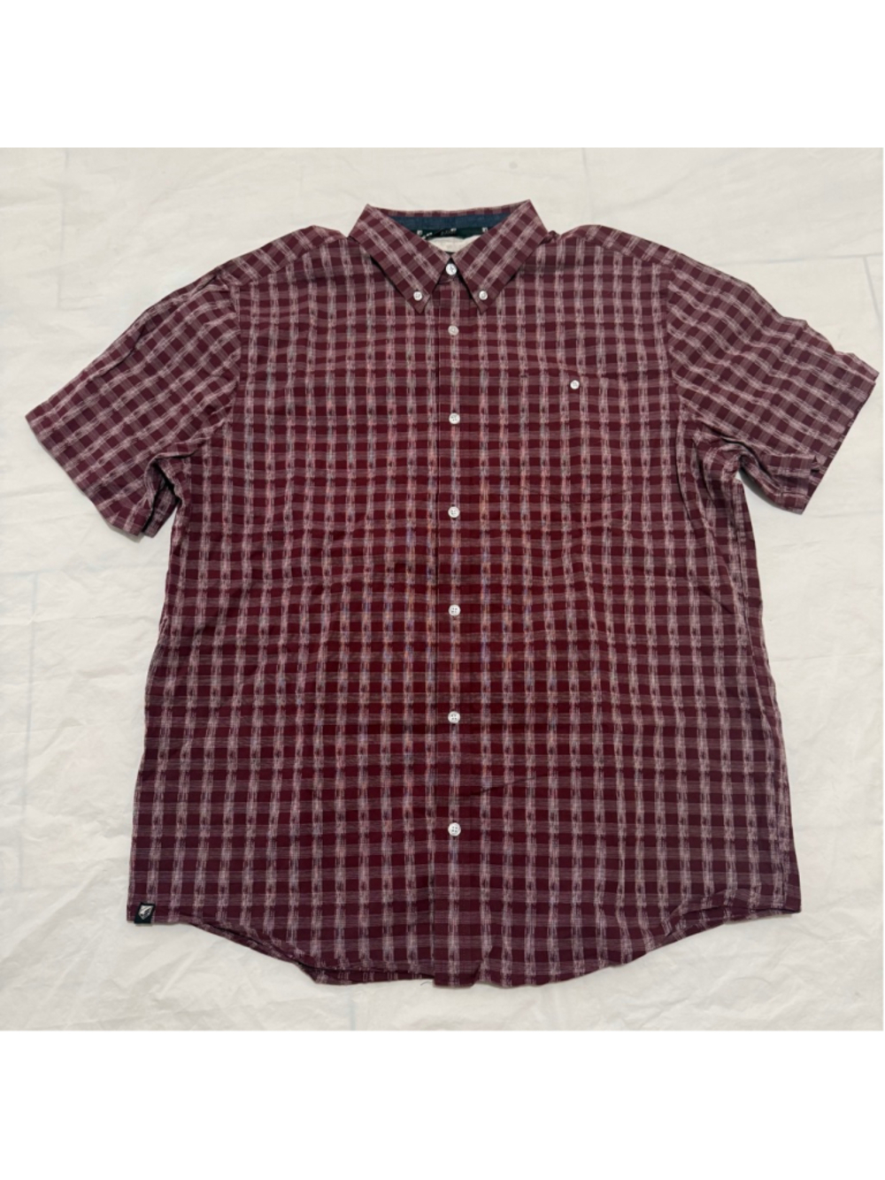RANK 45 Casual Button Down Men’s Size Medium Burgundy White Plaid